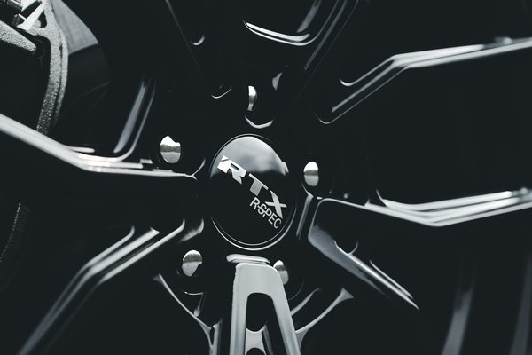 Smart strategies for young drivers in the uk to slash car insurance costs