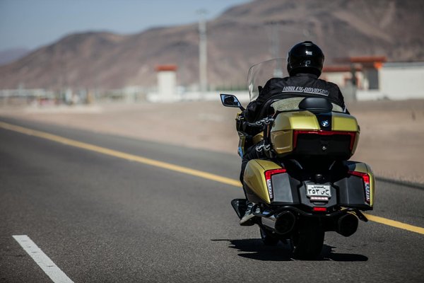 Key safety tips for installing high-speed rear spoilers on performance cars